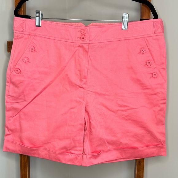 The Limited Pants - Women’s pink chino shorts
